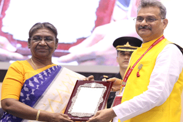 raghavprakash.com - Raghav Prakash: Academy Awards 2020 honored by the Honorable President of India : Click to enlarge